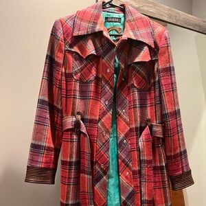 Ladies plaid winter dress coat with pockets, snaps and tie waist. Barely worn!